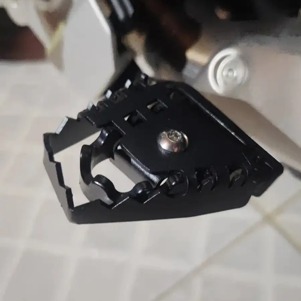 Ampliador pedal freno Voge 900 DSX por menos de 4€